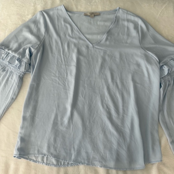 LOFT Tops - Loft Woman’s Size Medium Light Blue Blouse With Ruffle Sleeves EM85